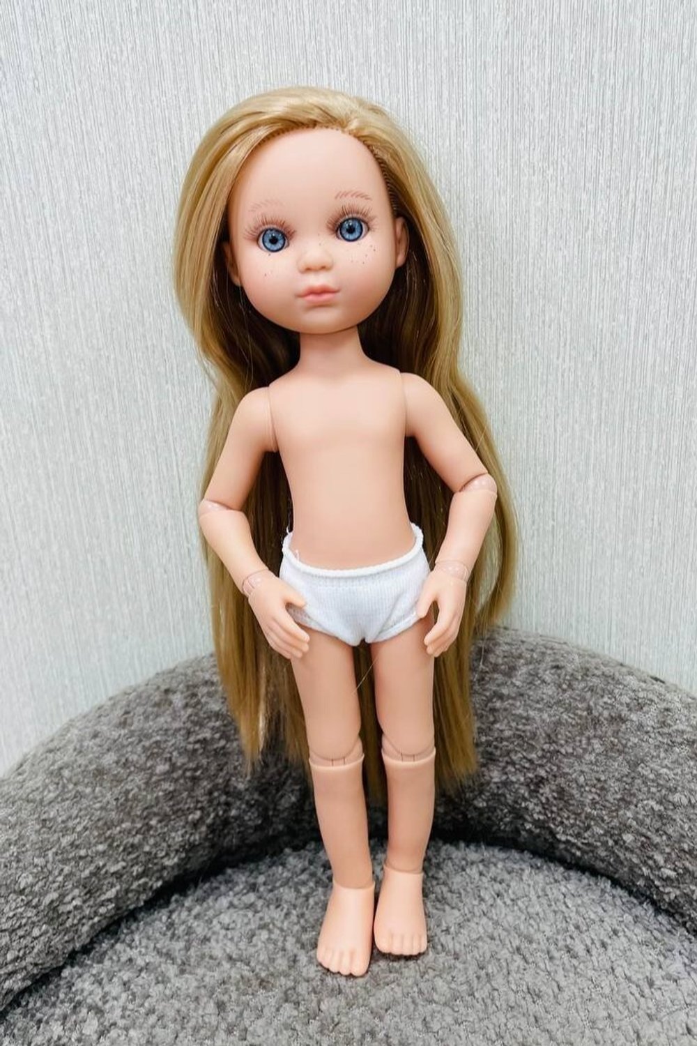 УЦЕНКА2 Кукла BERJUAN виниловая шарнирная 35см Ева (4820A)