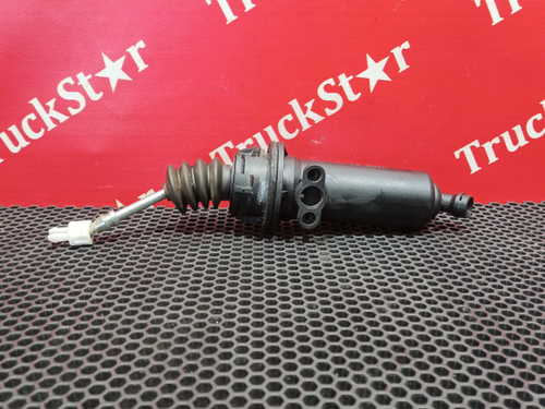 Цилиндр сцепления главный