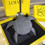 Loewe Turtle Cookie Pouch