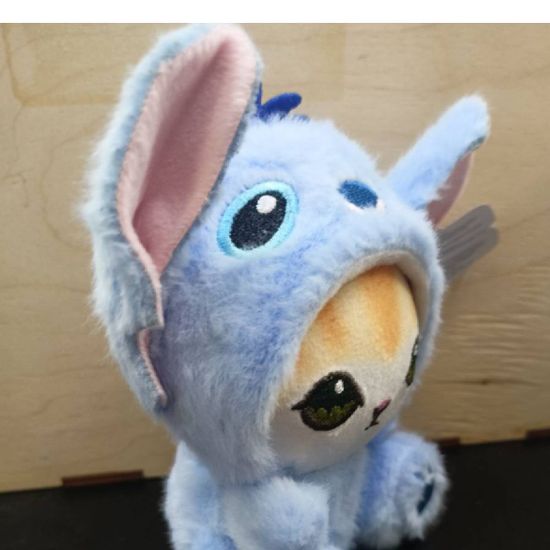 Мягкий брелок котик в костюме Стича рыжий