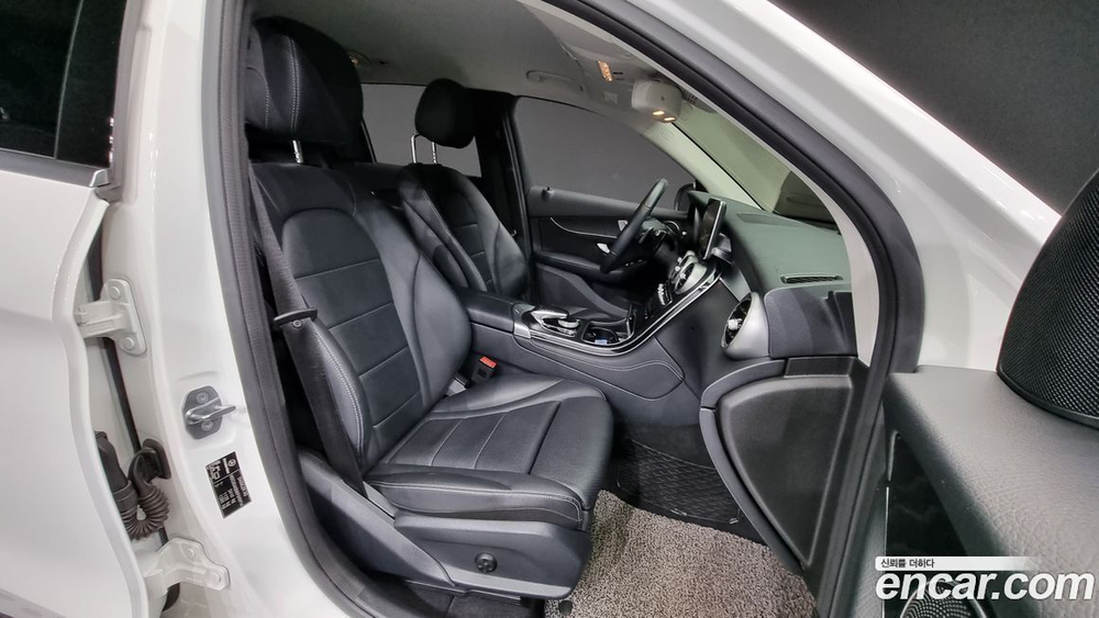 Mercedes-Benz GLC-Class X253 GLC300 4MATIC (09.2019)