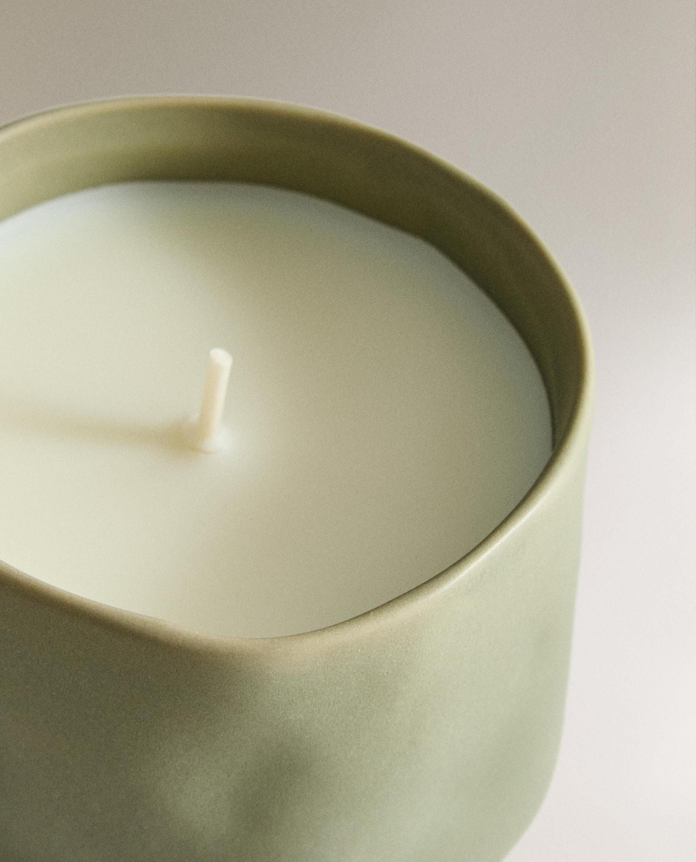 Zara Home - Ароматическая свеча нероли, 150 г