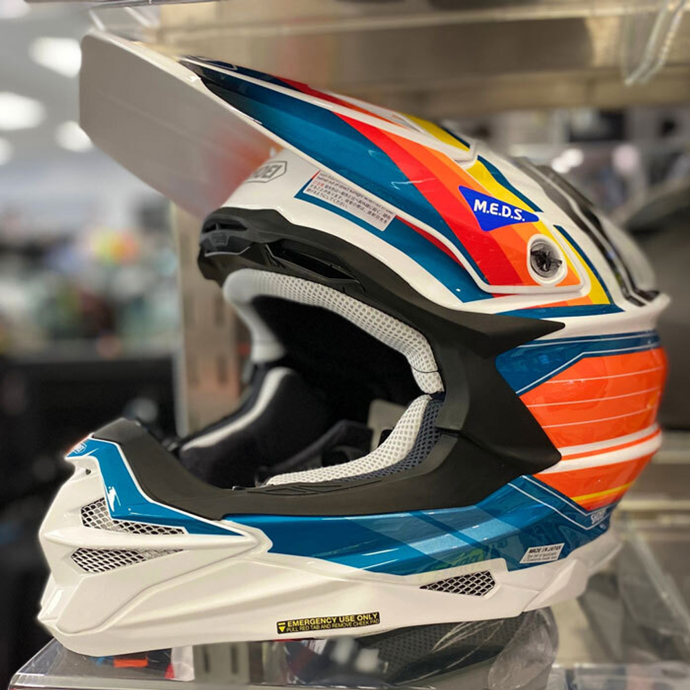 SHOEI VFX-WR Pinnacle TC-8