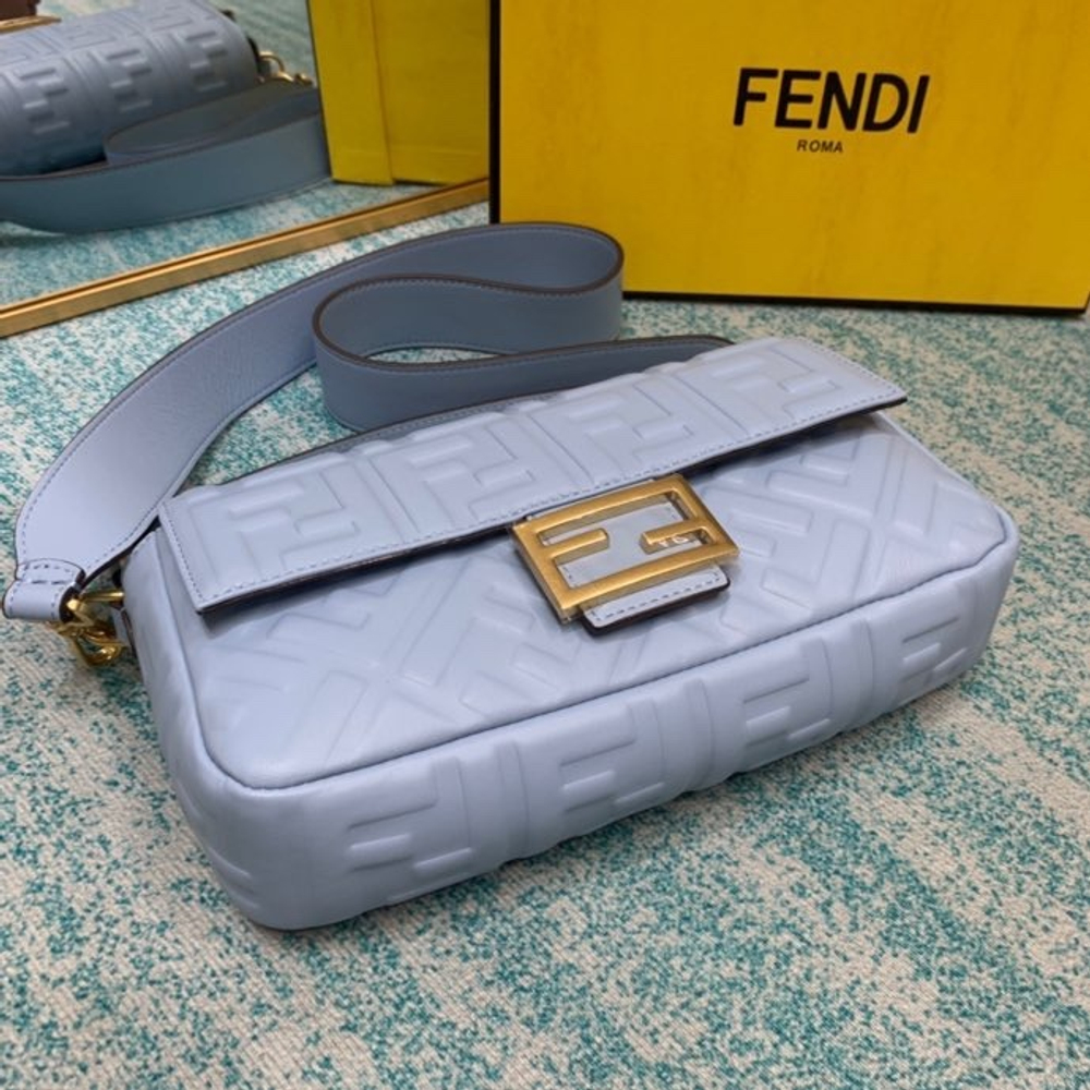 Fendi Baguette 27 cm
