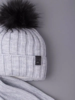 Шапка детская зимняя вязаная с помпоном и снуд