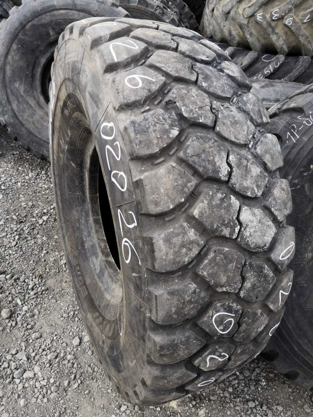 16.00R20 Bontyre BT-935 шина б/у