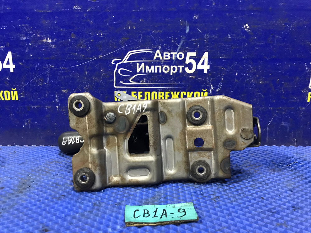 Селектор МКПП MITSUBISHI LANCER 1994