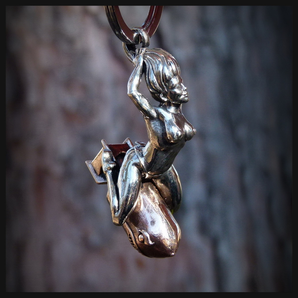 Брелок для ключей "Бетти" , биметалл