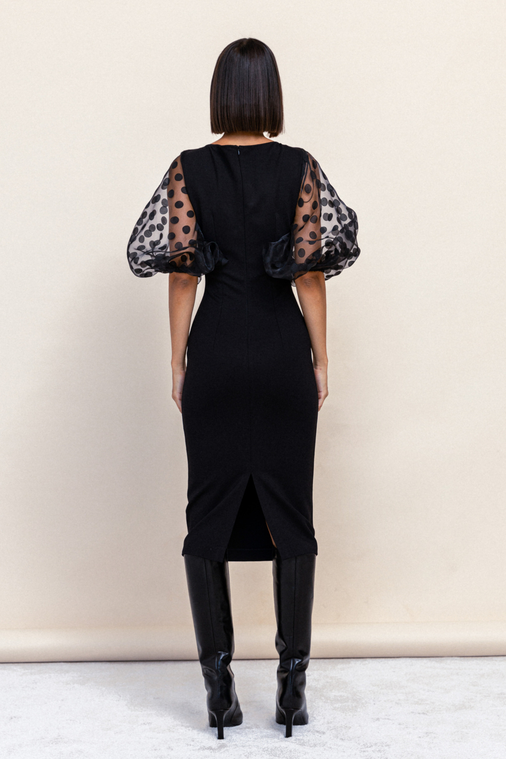 Платье футляр черное