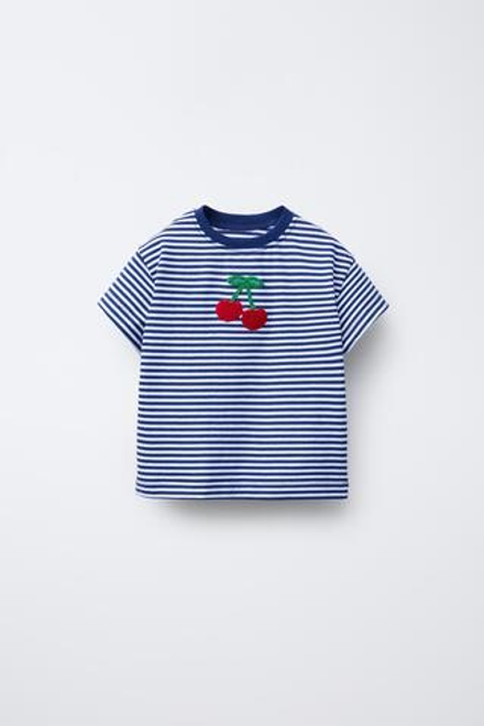 ZARA ФУТБОЛКА В ПОЛОСКУ С НАШИВКОЙ, СИНИЙ