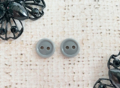 Пуговицы аминопласт, 2 прокола, d 11 мм