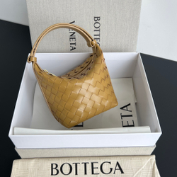 Bottega Veneta Candy Wallace 17 cm