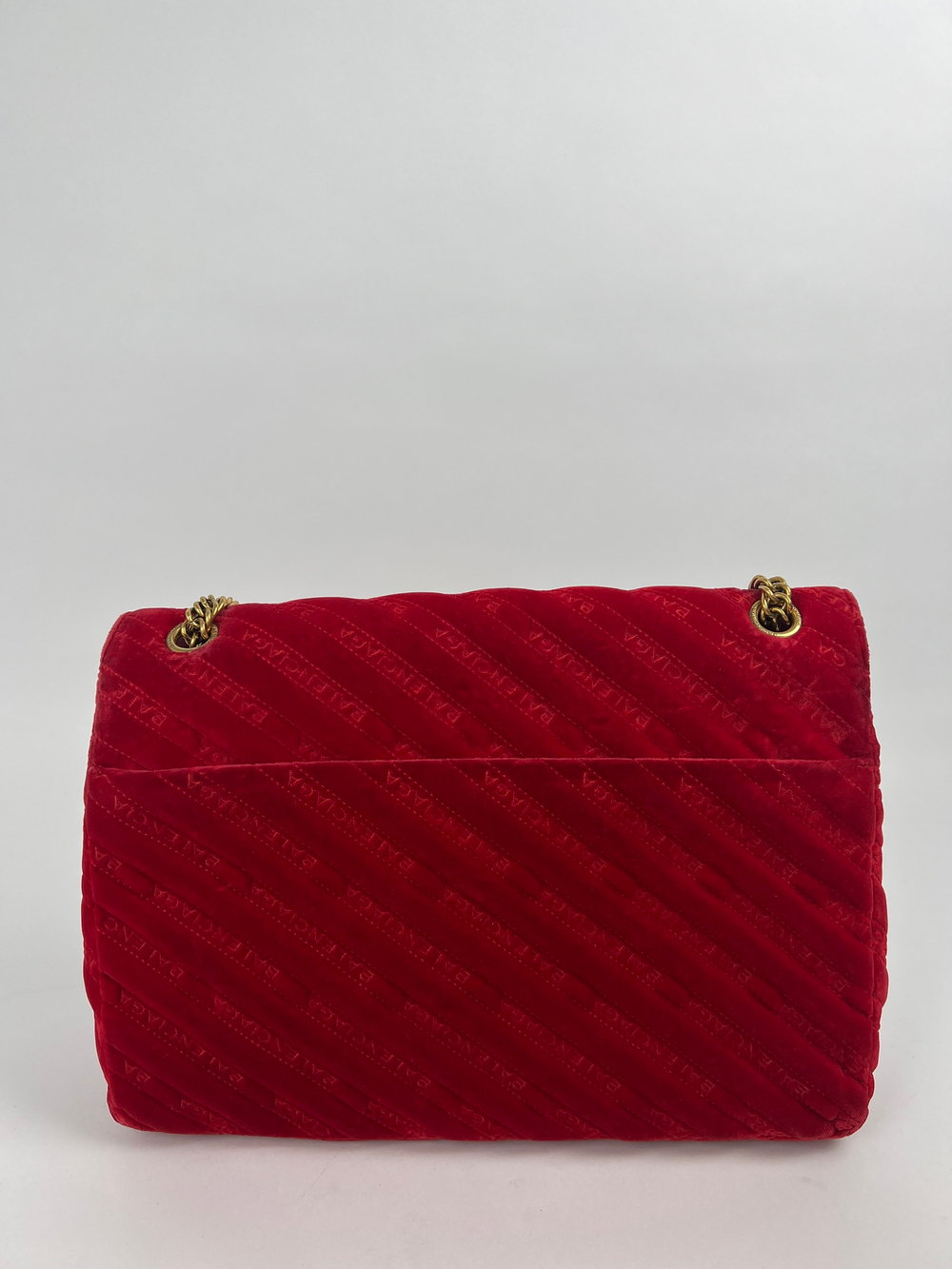 Сумка Balenciaga chain velvet crossbody bag
