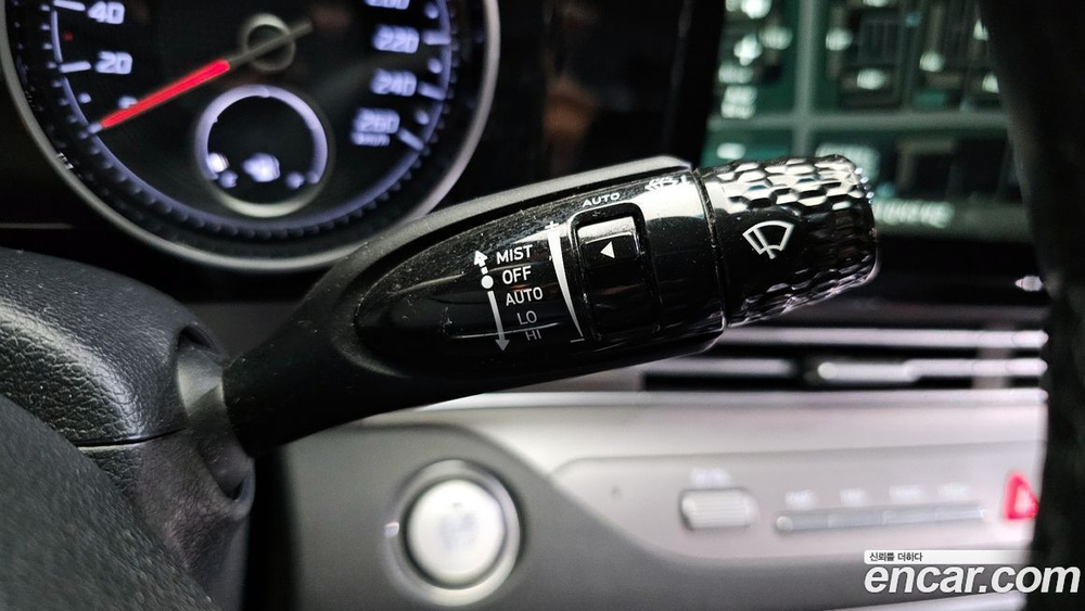 Hyundai The New Grandeur (Azera) IG 2.5 (01.2020)