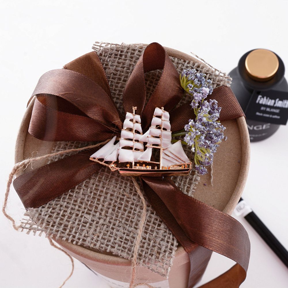 Аромадиффузор Black violet & saffron