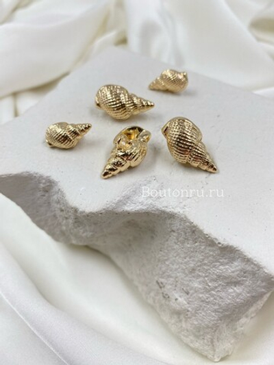 Пуговицы в форме морской ракушки золотистые