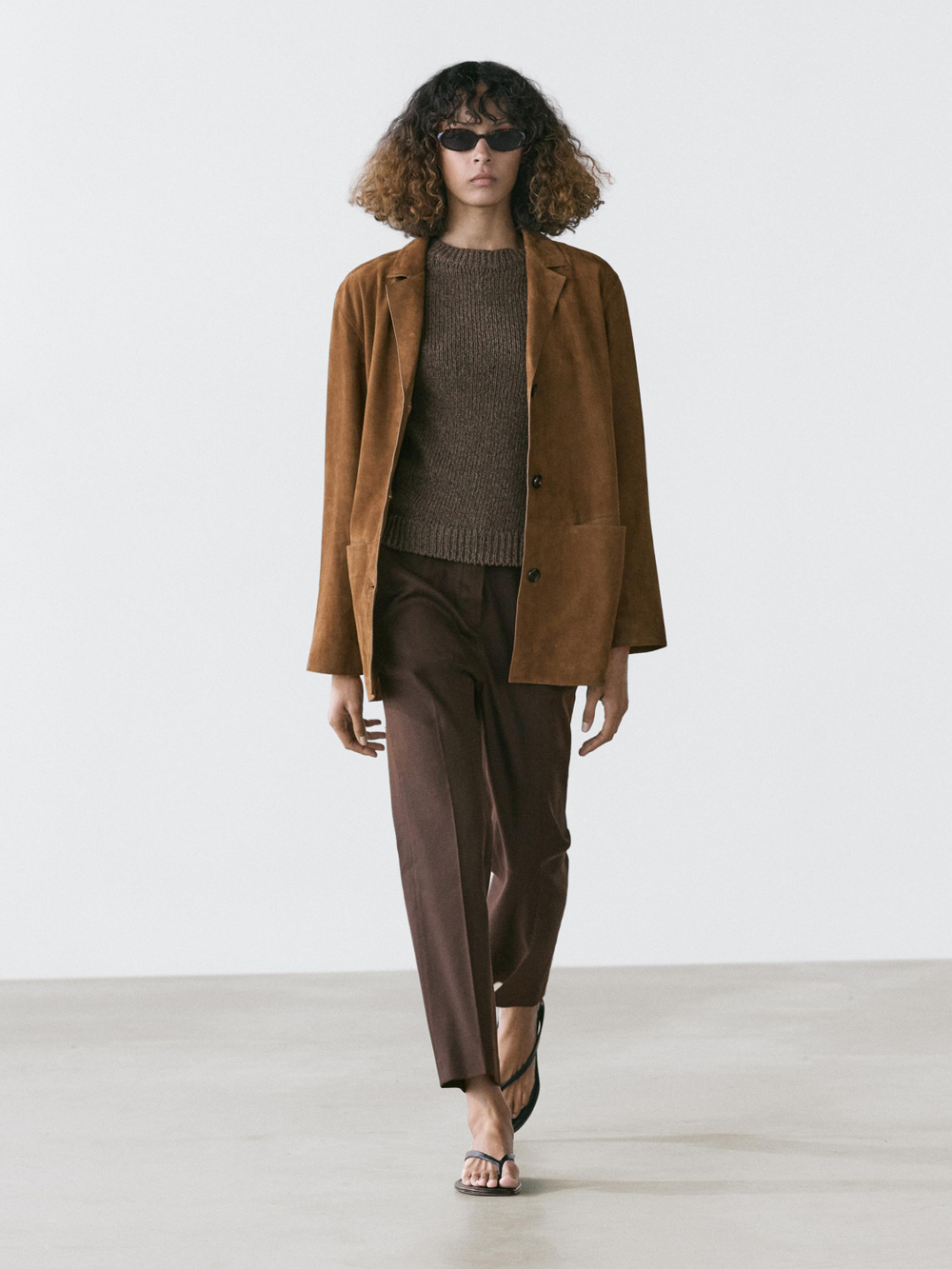 Massimo Dutti Замшевый блейзер с лацканами, коричневый