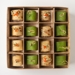 Бокс блинчиков с семгой