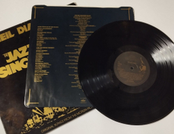 Винтажная виниловая пластинка LP Neil Diamond The Jazz Singer Певец Джаза (Songs From The Motion Picture) (UK 1980)