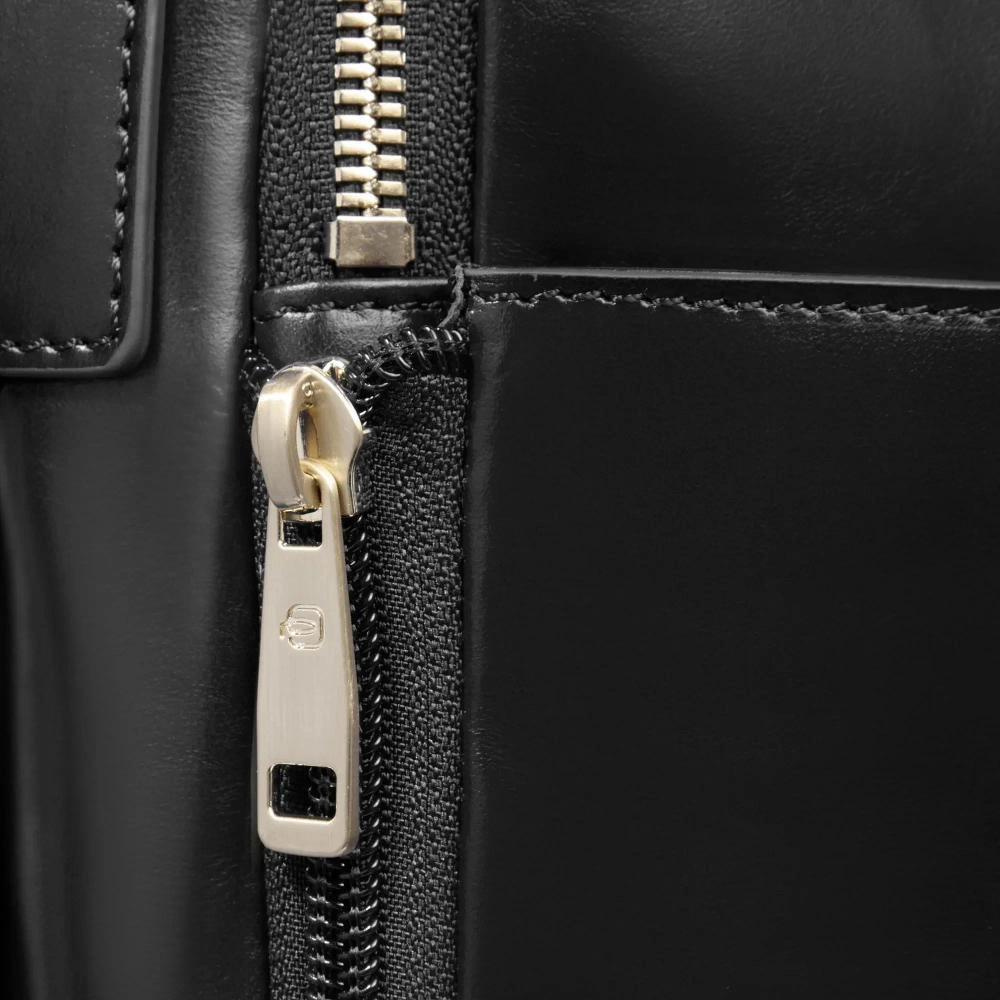 Рюкзак женский Piquadro Blue Square/ Nero