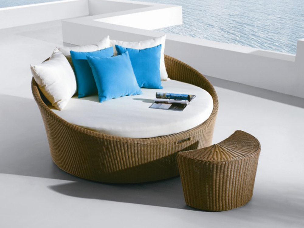 Стол плетеный кофейный Tagliamento Milano, бронзовый