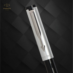 Ручка шариковая Parker "Beta Premium Silver", в подарочной упаковке