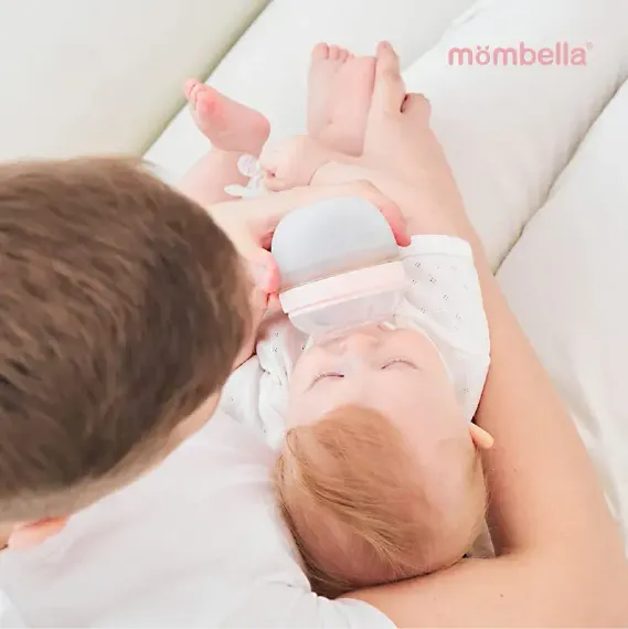 Антиколиковая бутылочка Mombella Розовая 120 мл