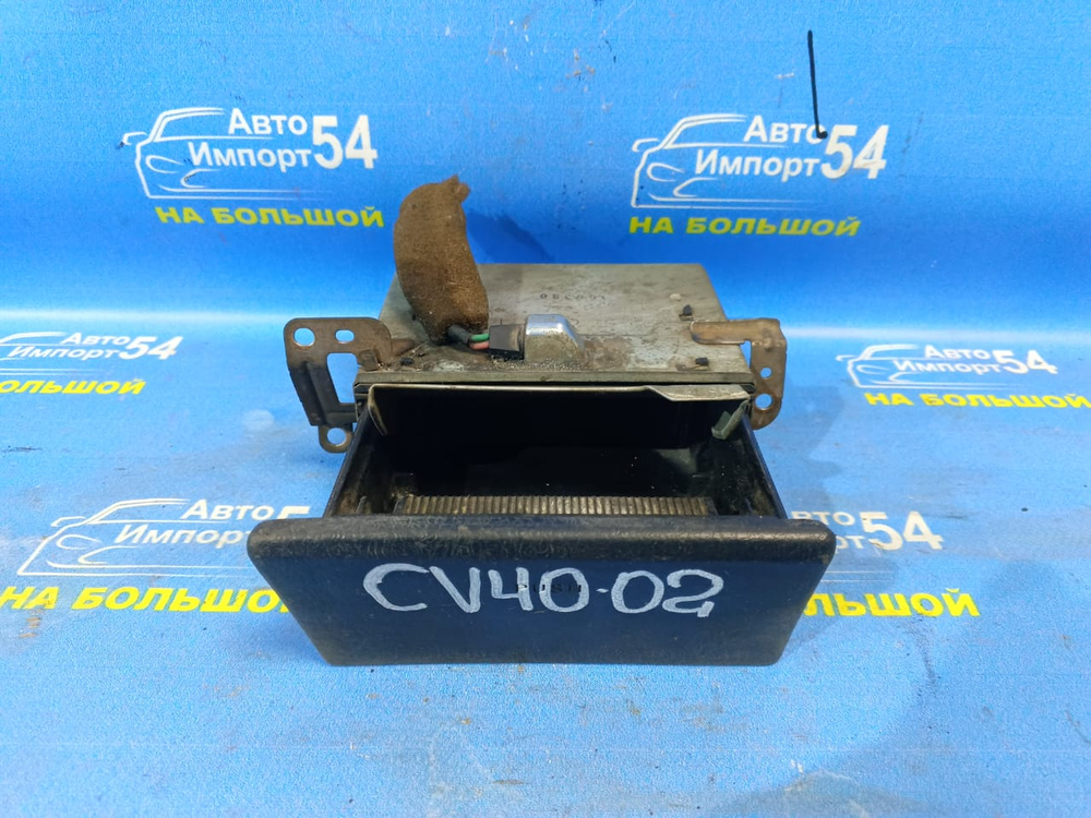 Пепельница TOYOTA CAMRY 1998