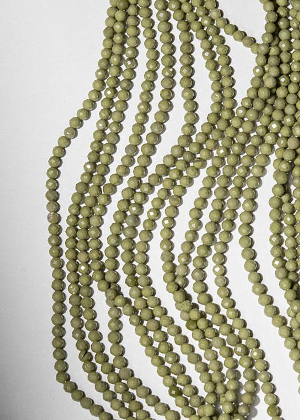 Новинки: бусины из камней