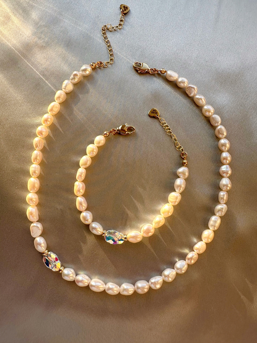 Браслет Скарабей Сваровски из жемчуга