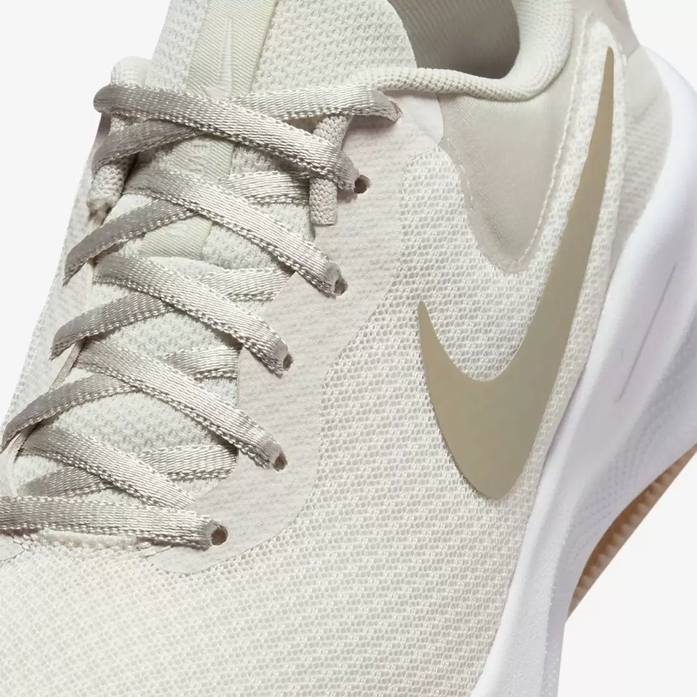 FB2208-010 Кроссовки Nike Revolution 7