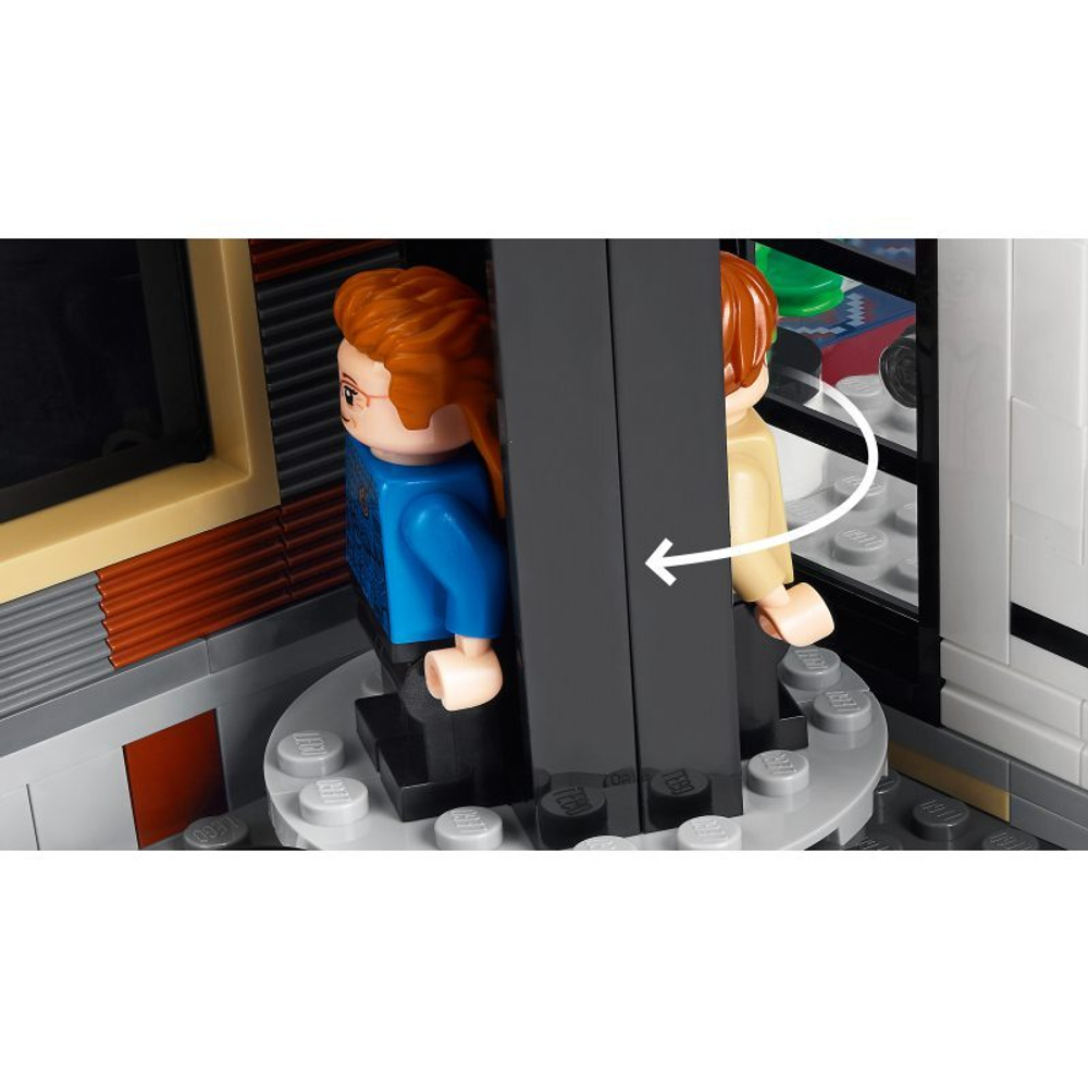 Конструктор LEGO Creator Строительная модель -Пентхаус Queer Eye Fab 5 10291