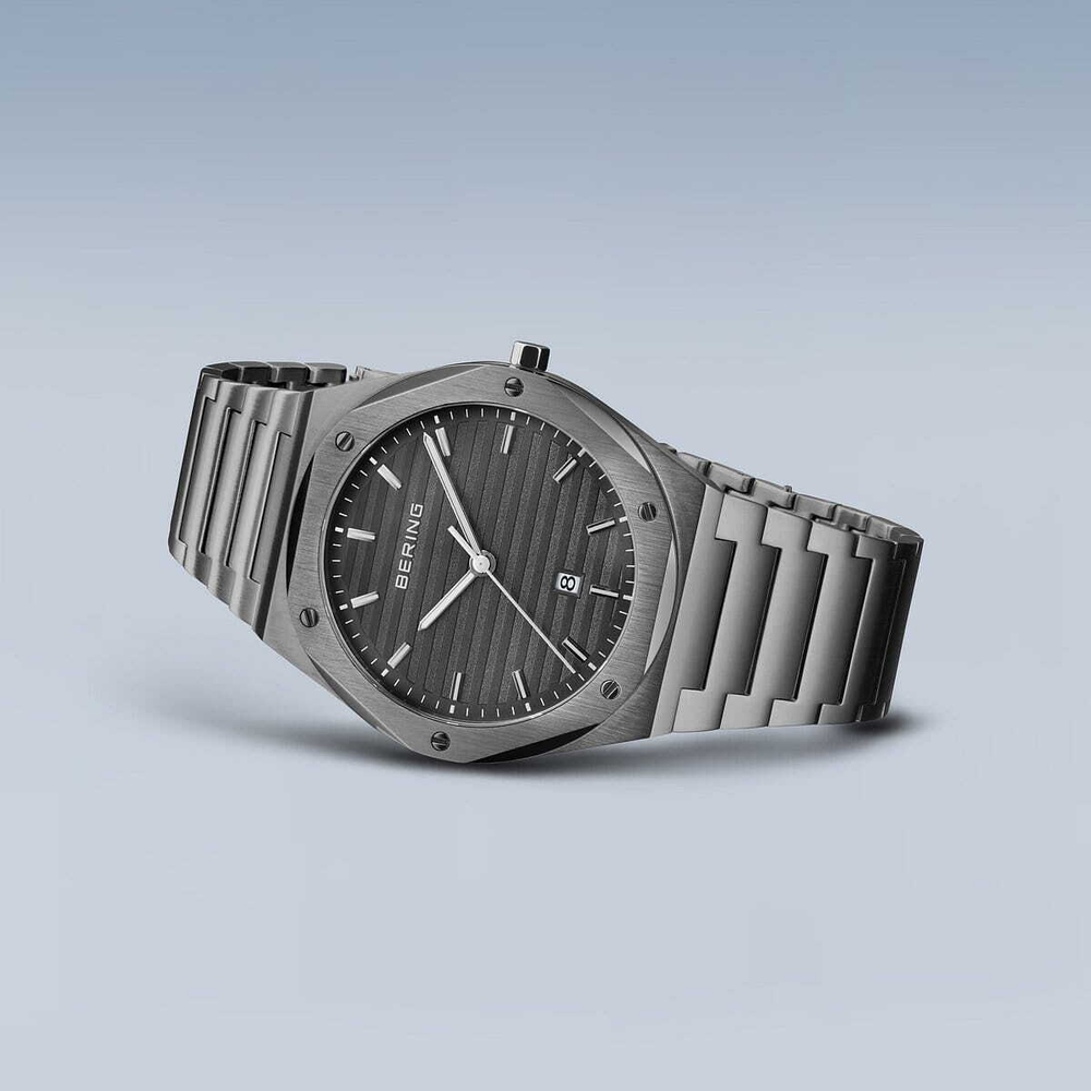Мужские наручные часы Bering 19742-777