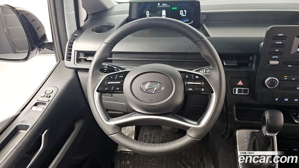 Hyundai Staria Cargo 5인승 (04.2023)