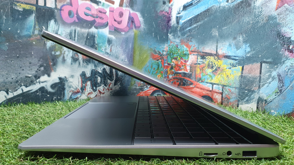 Ноутбук Noname Celeron/12Gb/FHD/Windows 10