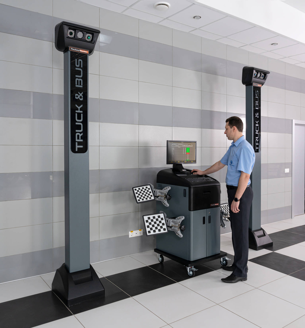 Стенд сход-развал 3D для грузовиков, до 6-ти осей одновременно ТехноВектор 7 Truck 7204 HTS6