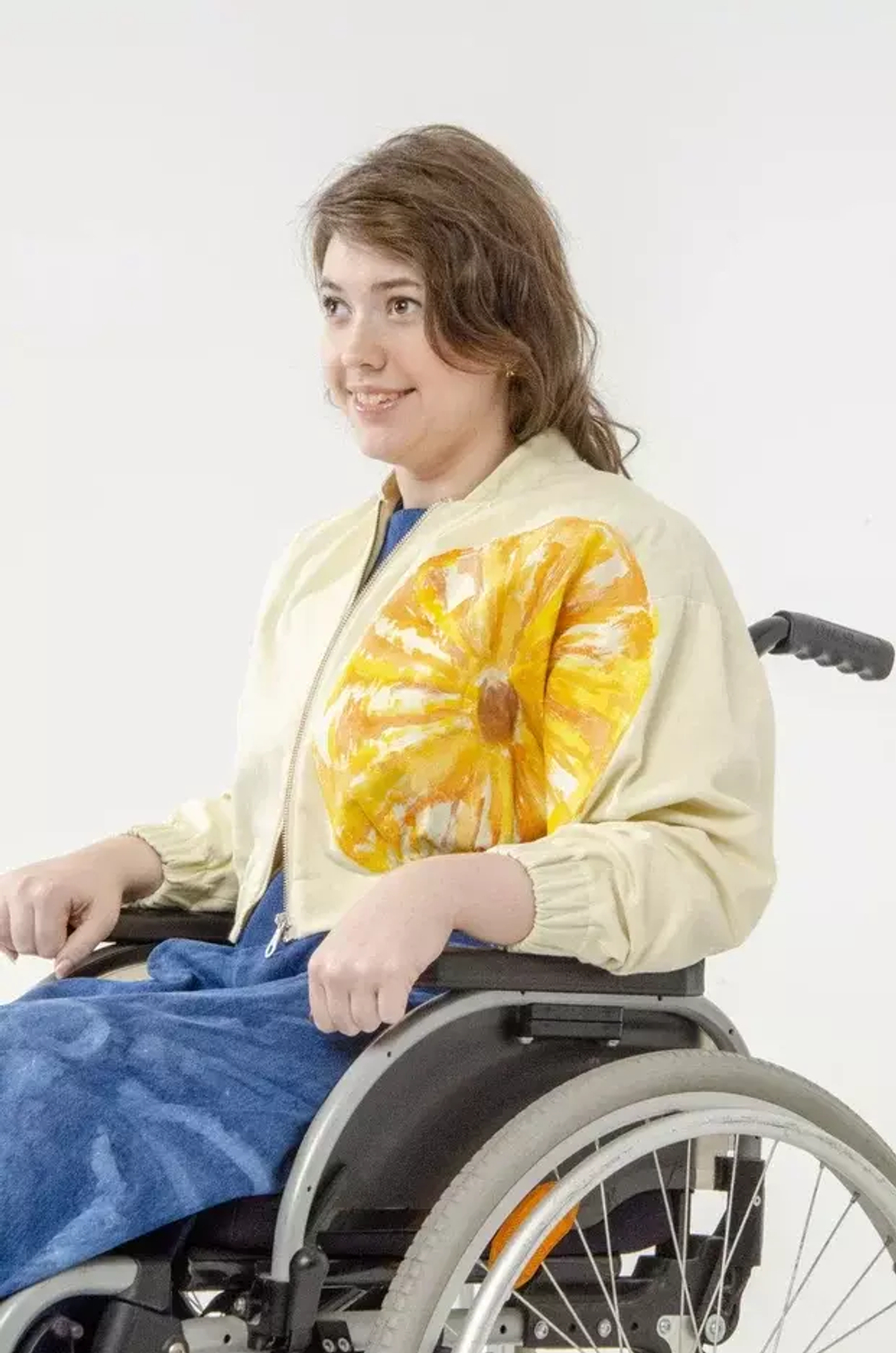 Бомбер с принтом PEOPLE