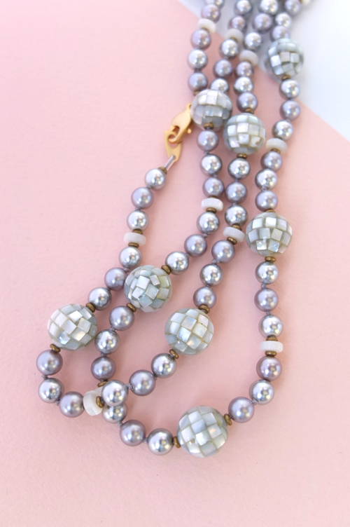 Бусы из перламутра Аэлита