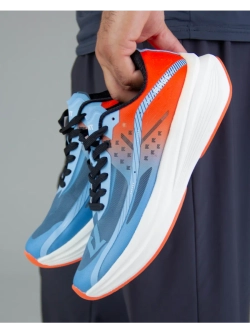 Беговые кроссовки с двойной амортизацией