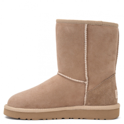 UGG Classic Short II Sand