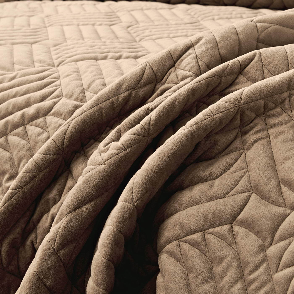 Покрывало 240x260 Sofi De MarkO Армандо песочное