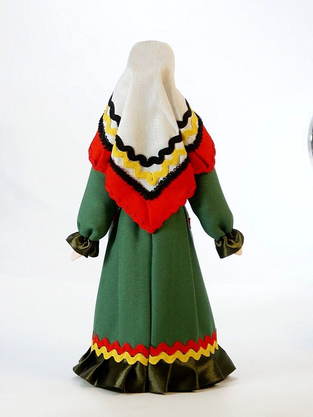 Кукла фарфоровая Удмуртка, Вятская губерния