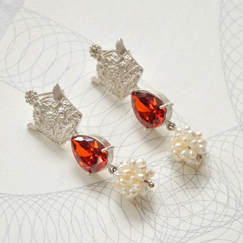 Серебряные серьги с цирконом и жемчугом Arte Taydokht 20220487 Иран