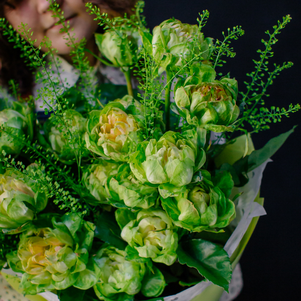 21. Оригинальный букет из розы сорта Вегги