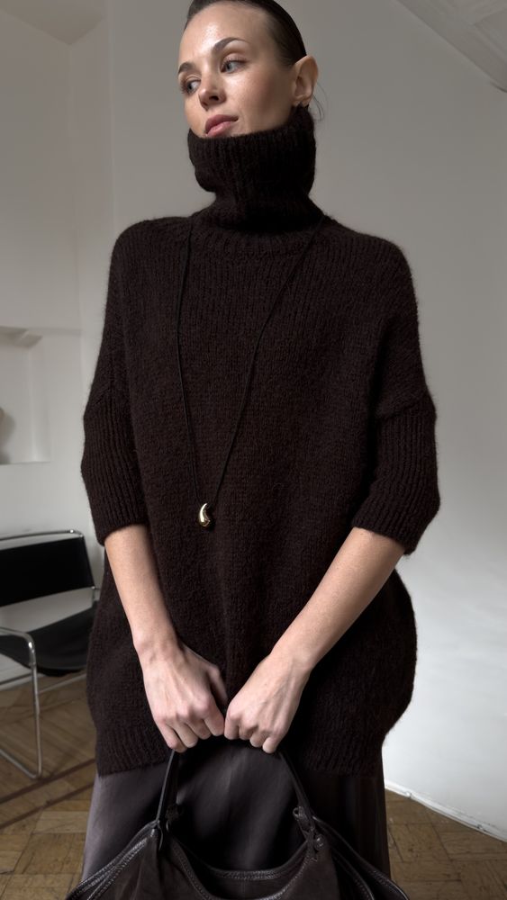 золотистый