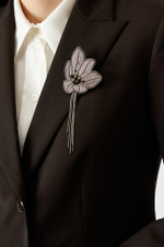 8343 Брошь (пепельно-коричневый)