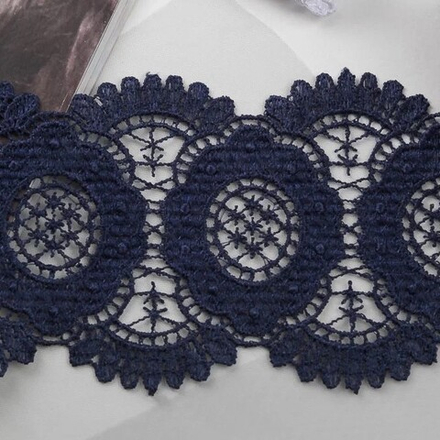 Кружево гипюр шир.90мм цв.3 т.синий