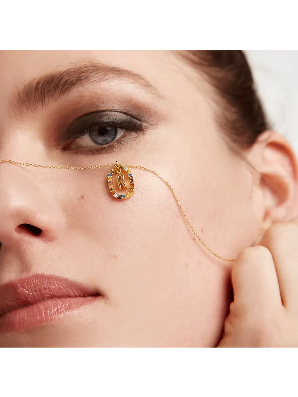 Колье Буква R серебро 925 пробы покрытое золотом