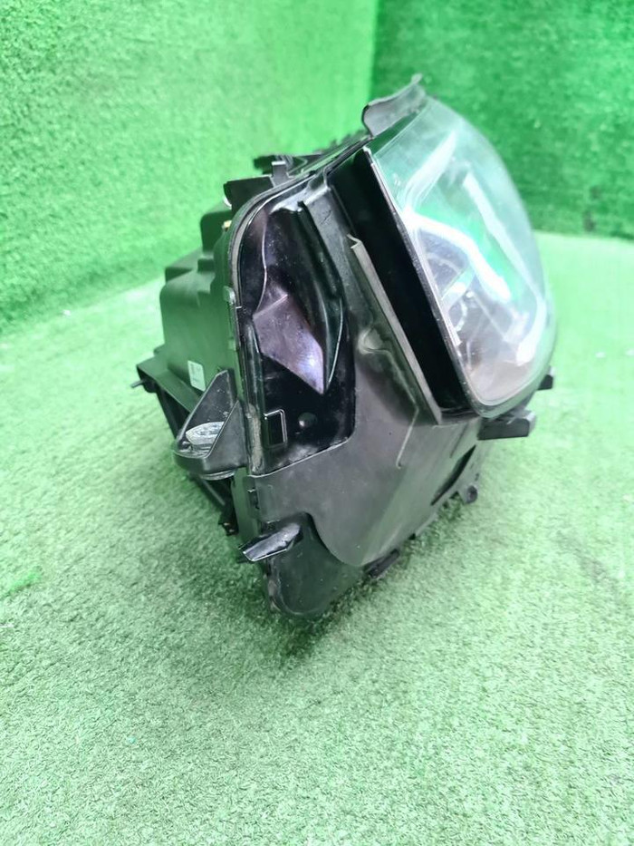 Фара левая Mercedes GLC X253 (2019-2022) LED