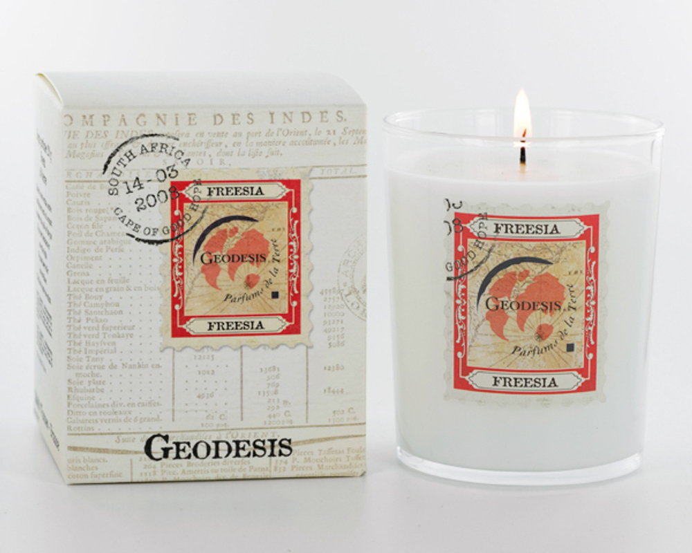 Ароматическая свеча Geodesis Freesia Франция